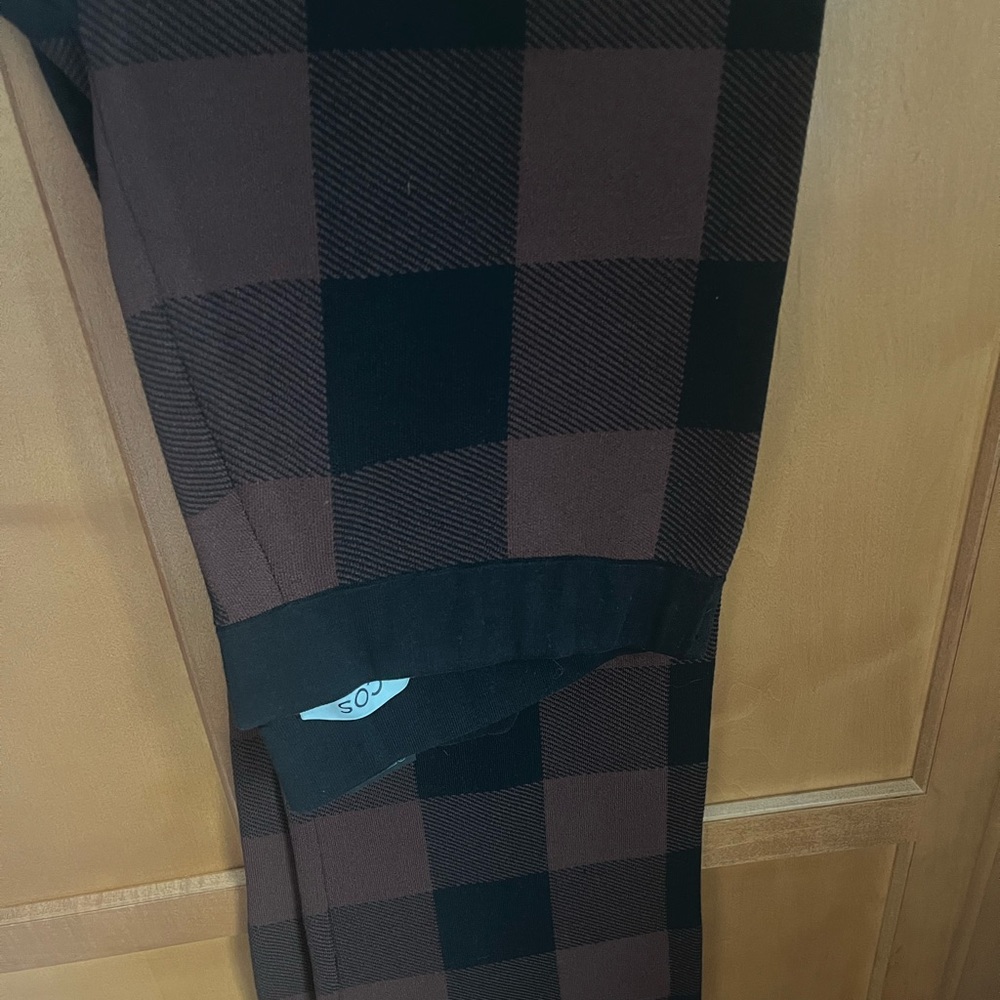 COS, 2 piece pants set. Tunic type top and bell bottom style pants